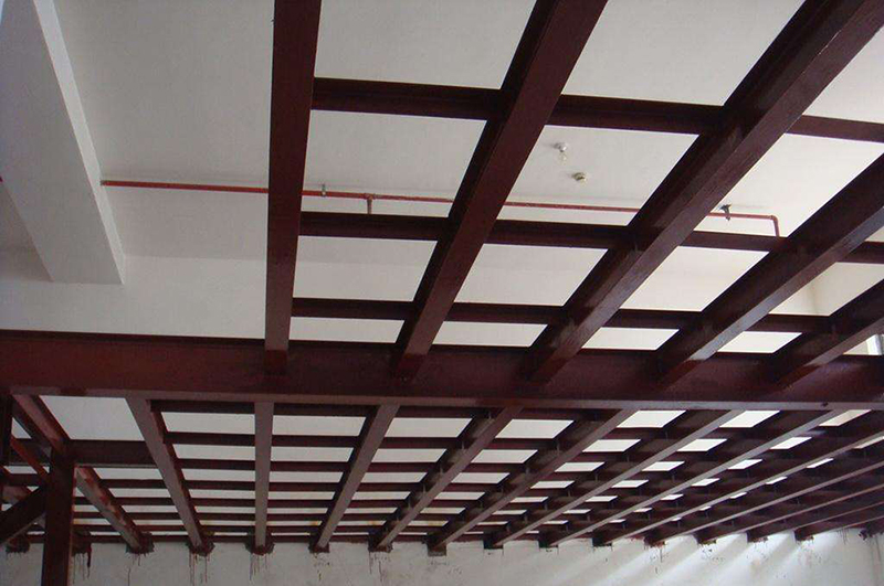 鋼結構廠房裝修閣樓搭建多少錢一平方？