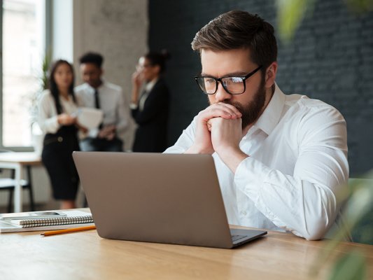 你的辦公室裝修對了嗎？關(guān)于空間、效率與人性化的深度反思